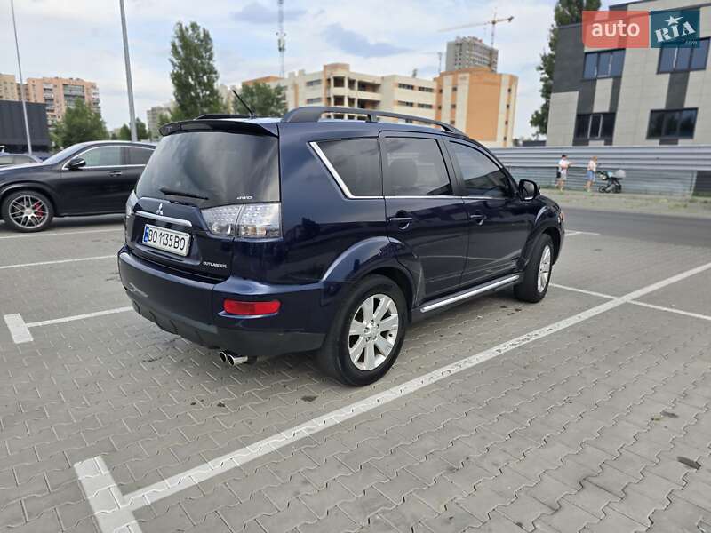 Внедорожник / Кроссовер Mitsubishi Outlander 2012 в Киеве фото 4 Внедорожник / Кроссовер Mitsubishi Outlander 2012 в Киеве