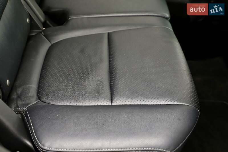 Внедорожник / Кроссовер Mitsubishi Outlander 2016 в Дрогобыче