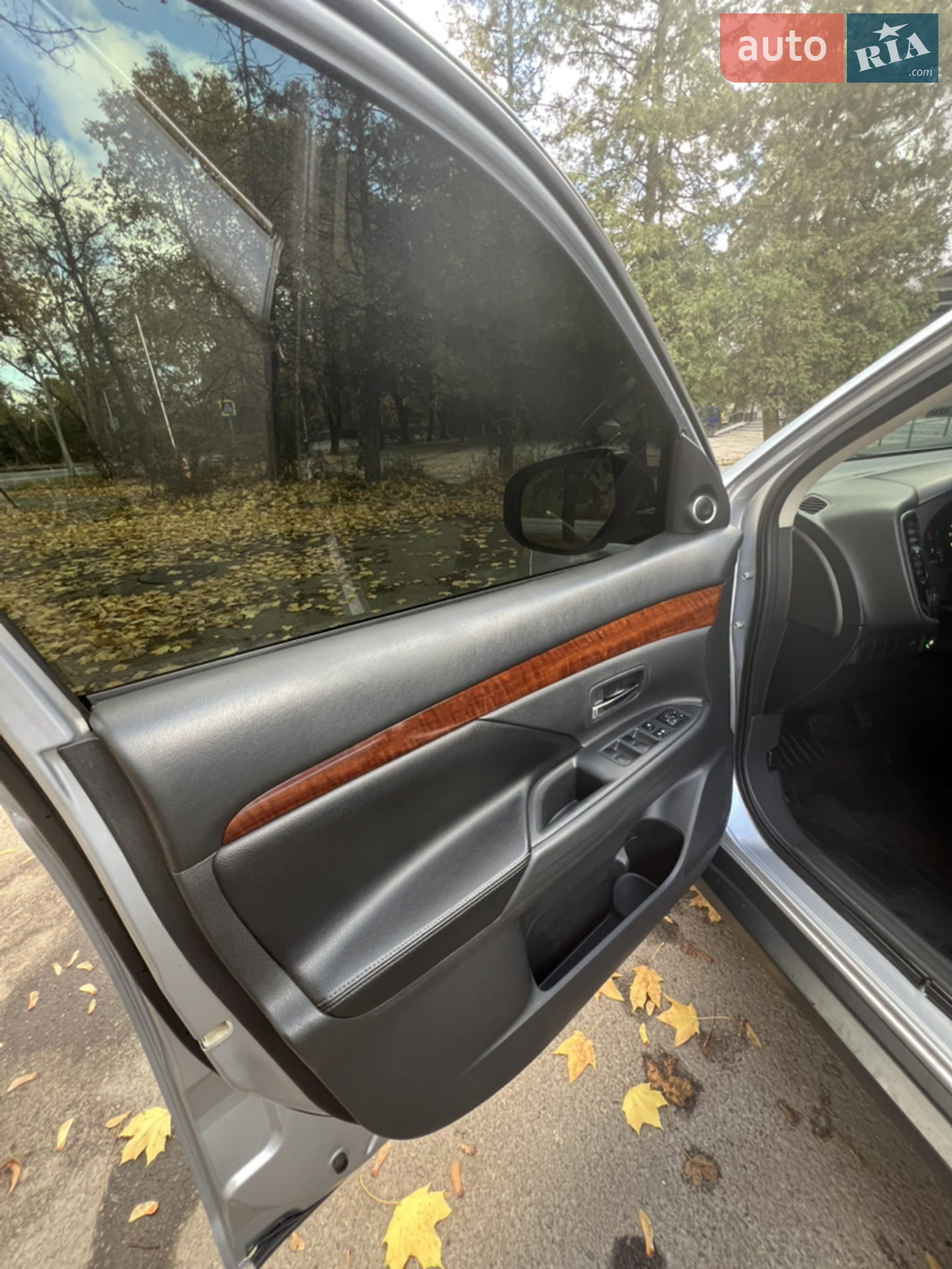 2014 Mitsubishi Outlander - мініатюра 35
