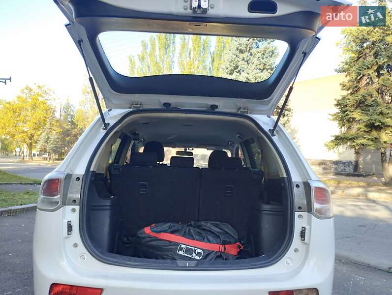 Внедорожник / Кроссовер Mitsubishi Outlander 2012 в Николаеве фото 47 Внедорожник / Кроссовер Mitsubishi Outlander 2012 в Николаеве