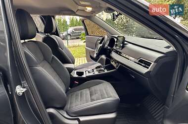 Внедорожник / Кроссовер Mitsubishi Outlander 2024 в 