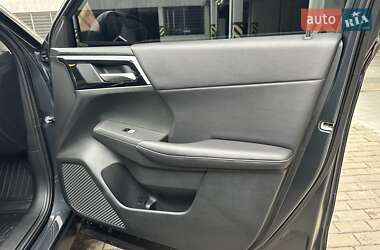 Внедорожник / Кроссовер Mitsubishi Outlander 2024 в 