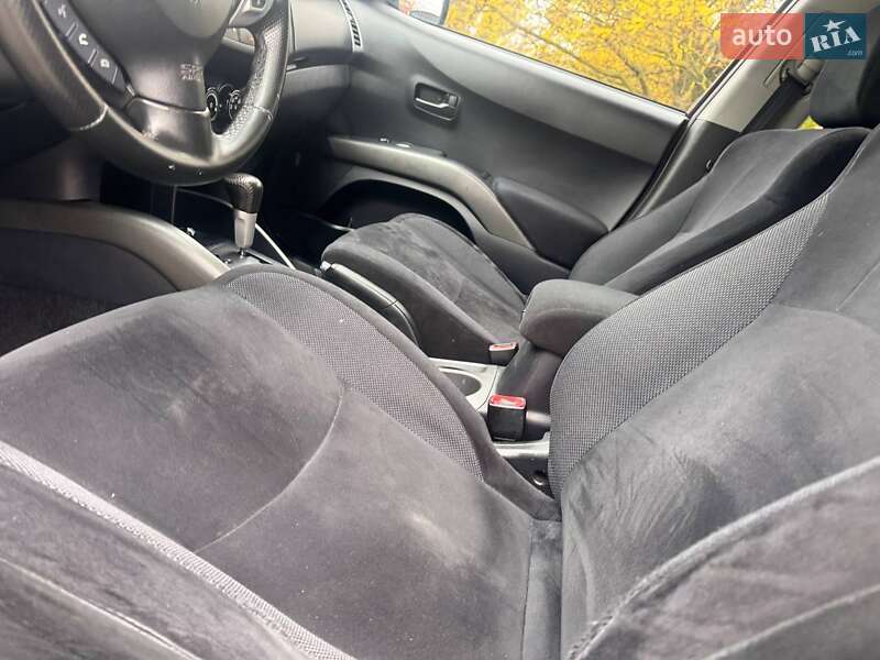 Позашляховик / Кросовер Mitsubishi Outlander 2008 в Охтирці
