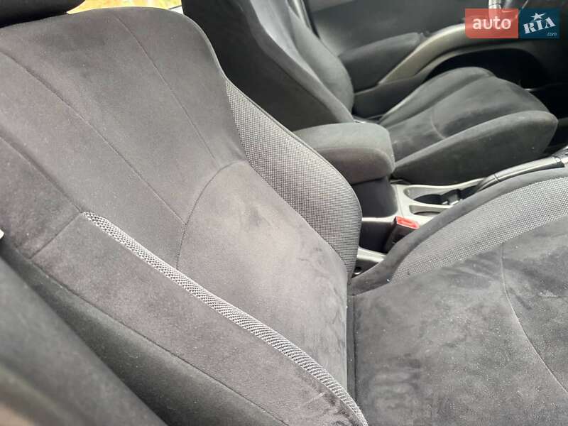 Позашляховик / Кросовер Mitsubishi Outlander 2008 в Охтирці