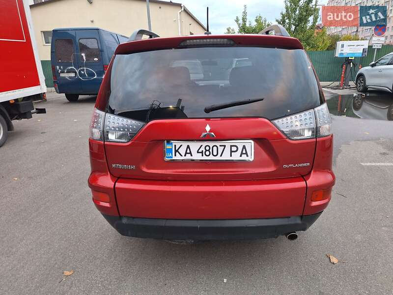 Позашляховик / Кросовер Mitsubishi Outlander 2010 в Києві фото 2 Позашляховик / Кросовер Mitsubishi Outlander 2010 в Києві