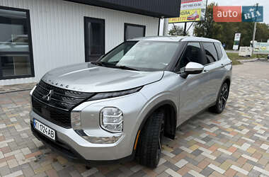 Позашляховик / Кросовер Mitsubishi Outlander 2021 в Броварах