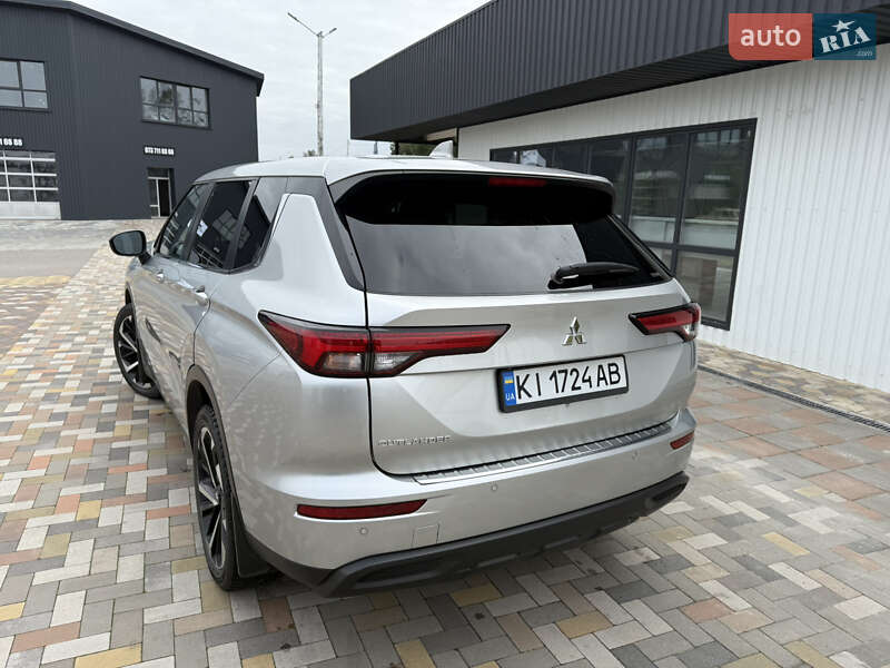 Внедорожник / Кроссовер Mitsubishi Outlander 2021 в Броварах фото 6 Внедорожник / Кроссовер Mitsubishi Outlander 2021 в Броварах