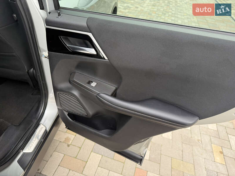 Внедорожник / Кроссовер Mitsubishi Outlander 2021 в Броварах фото 28 Внедорожник / Кроссовер Mitsubishi Outlander 2021 в Броварах