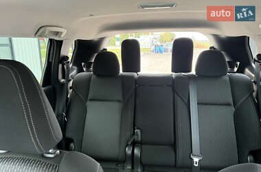 Позашляховик / Кросовер Mitsubishi Outlander 2021 в  фото 35 Позашляховик / Кросовер Mitsubishi Outlander 2021 в