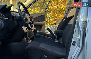 Позашляховик / Кросовер Mitsubishi Outlander 2006 в  фото 30 Позашляховик / Кросовер Mitsubishi Outlander 2006 в