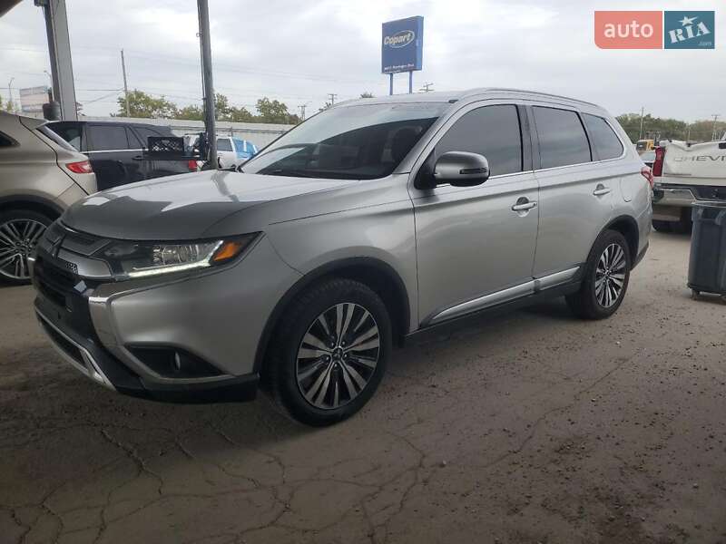 Mitsubishi Outlander 2017