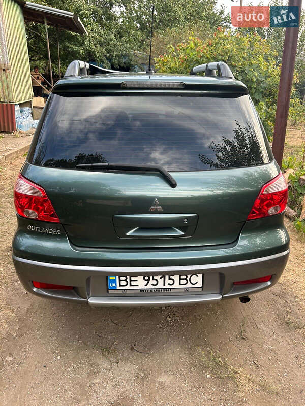Внедорожник / Кроссовер Mitsubishi Outlander 2006 в Киеве фото 16 Внедорожник / Кроссовер Mitsubishi Outlander 2006 в Киеве