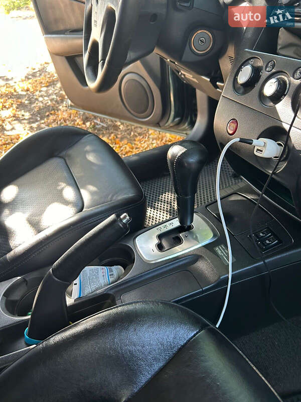 Внедорожник / Кроссовер Mitsubishi Outlander 2006 в Киеве фото 21 Внедорожник / Кроссовер Mitsubishi Outlander 2006 в Киеве