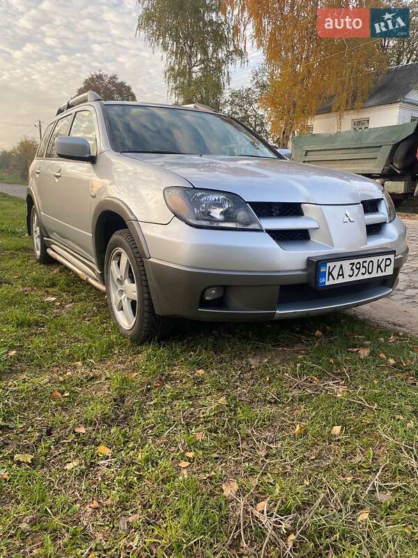 Внедорожник / Кроссовер Mitsubishi Outlander 2006 в Киеве фото 5 Внедорожник / Кроссовер Mitsubishi Outlander 2006 в Киеве