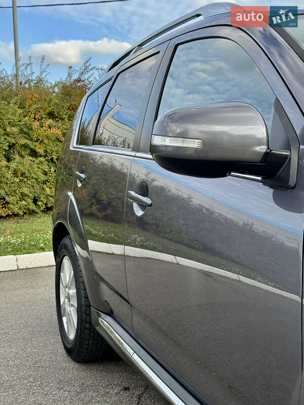 Позашляховик / Кросовер Mitsubishi Outlander 2010 в Полтаві фото 8 Позашляховик / Кросовер Mitsubishi Outlander 2010 в Полтаві