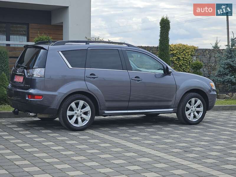 Позашляховик / Кросовер Mitsubishi Outlander 2011 в Стрию фото 15 Позашляховик / Кросовер Mitsubishi Outlander 2011 в Стрию