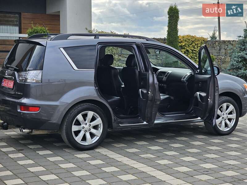 Позашляховик / Кросовер Mitsubishi Outlander 2011 в Стрию фото 21 Позашляховик / Кросовер Mitsubishi Outlander 2011 в Стрию