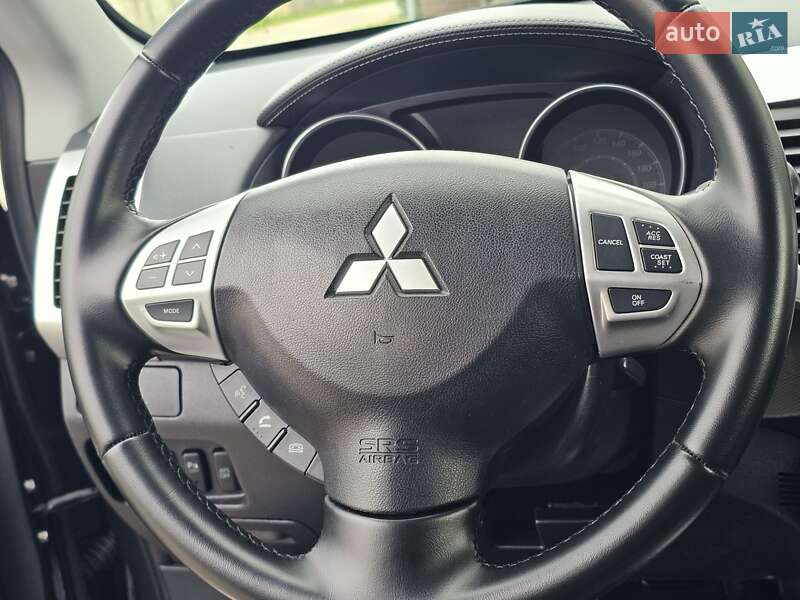 Позашляховик / Кросовер Mitsubishi Outlander 2011 в Стрию фото 72 Позашляховик / Кросовер Mitsubishi Outlander 2011 в Стрию