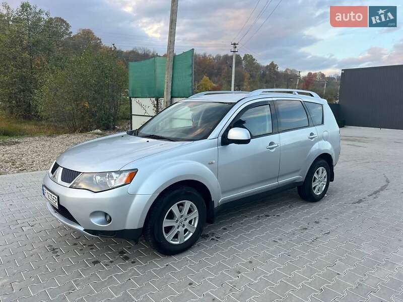 Позашляховик / Кросовер Mitsubishi Outlander 2007 в Косові фото 7 Позашляховик / Кросовер Mitsubishi Outlander 2007 в Косові