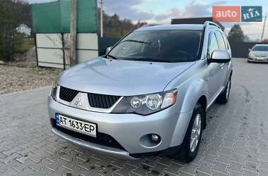 Позашляховик / Кросовер Mitsubishi Outlander 2007 в Косові