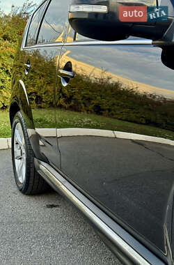 Внедорожник / Кроссовер Mitsubishi Outlander 2012 в 