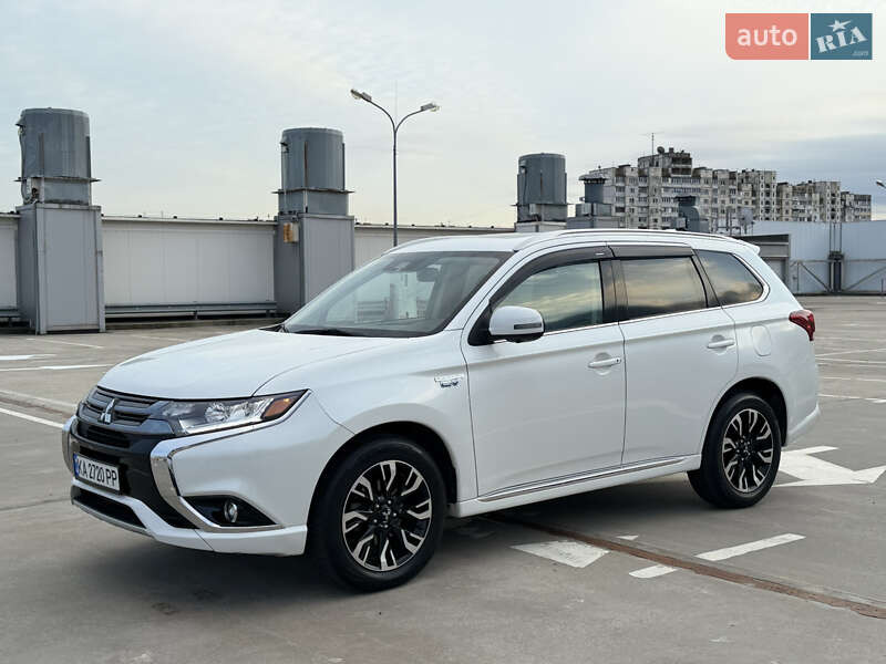 Позашляховик / Кросовер Mitsubishi Outlander 2018 в Києві фото 15 Позашляховик / Кросовер Mitsubishi Outlander 2018 в Києві