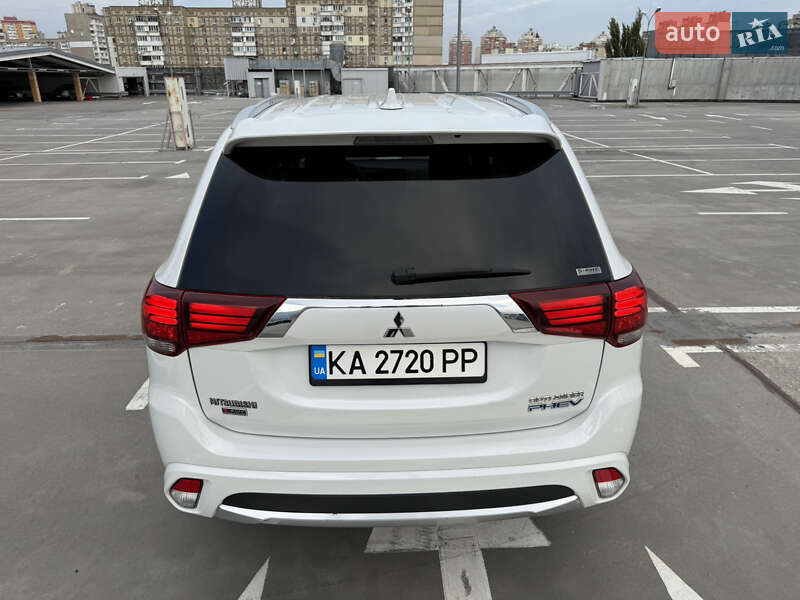 Позашляховик / Кросовер Mitsubishi Outlander 2018 в Києві фото 36 Позашляховик / Кросовер Mitsubishi Outlander 2018 в Києві