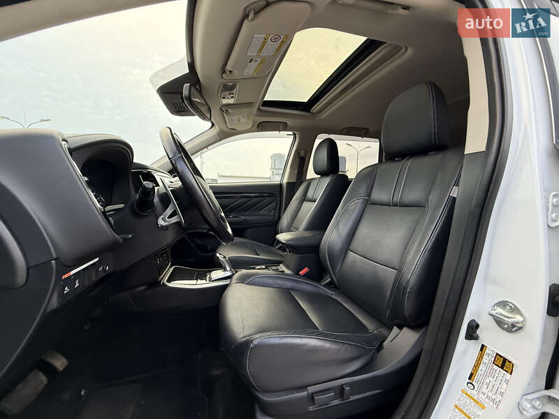 Позашляховик / Кросовер Mitsubishi Outlander 2018 в Києві фото 70 Позашляховик / Кросовер Mitsubishi Outlander 2018 в Києві