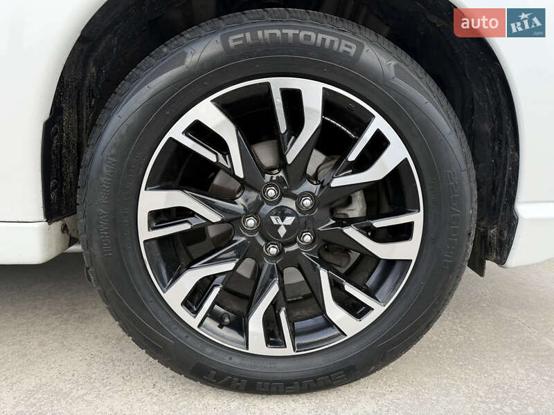 Позашляховик / Кросовер Mitsubishi Outlander 2018 в Києві фото 93 Позашляховик / Кросовер Mitsubishi Outlander 2018 в Києві