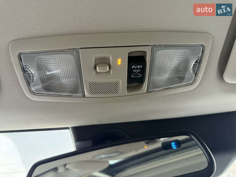 Позашляховик / Кросовер Mitsubishi Outlander 2018 в Києві фото 97 Позашляховик / Кросовер Mitsubishi Outlander 2018 в Києві