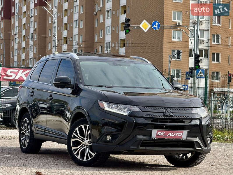 Позашляховик / Кросовер Mitsubishi Outlander 2018 в Києві фото 3 Позашляховик / Кросовер Mitsubishi Outlander 2018 в Києві