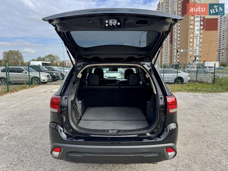 Позашляховик / Кросовер Mitsubishi Outlander 2018 в Києві фото 52 Позашляховик / Кросовер Mitsubishi Outlander 2018 в Києві