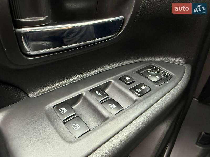 Позашляховик / Кросовер Mitsubishi Outlander 2016 в Києві фото 20 Позашляховик / Кросовер Mitsubishi Outlander 2016 в Києві