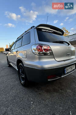 Внедорожник / Кроссовер Mitsubishi Outlander 2004 в  фото 12 Внедорожник / Кроссовер Mitsubishi Outlander 2004 в