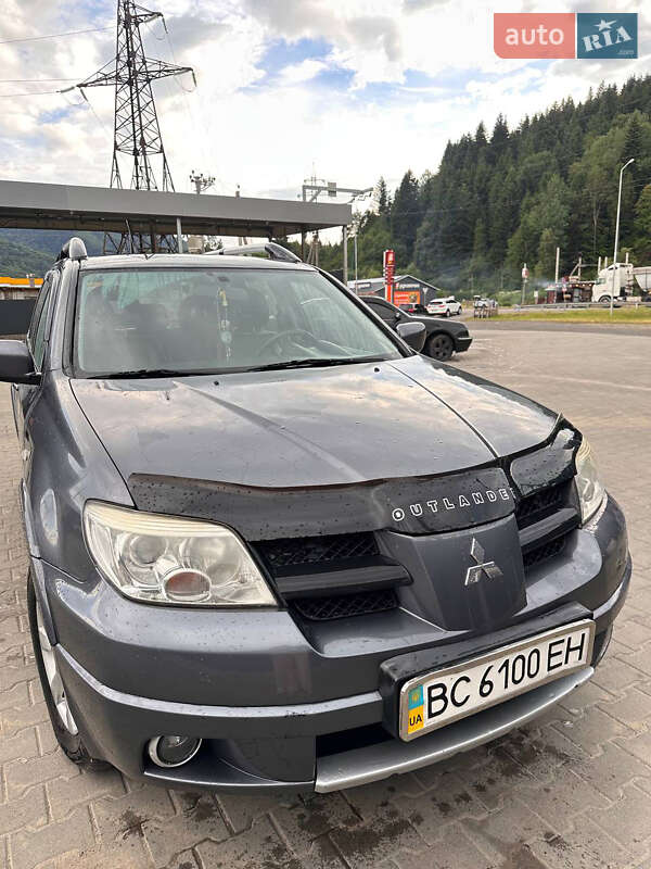 Внедорожник / Кроссовер Mitsubishi Outlander 2008 в 