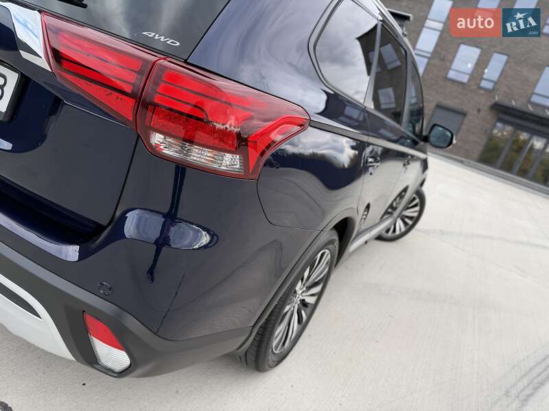 Позашляховик / Кросовер Mitsubishi Outlander 2021 в Кропивницькому фото 57 Позашляховик / Кросовер Mitsubishi Outlander 2021 в Кропивницькому