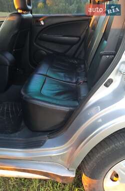 Внедорожник / Кроссовер Mitsubishi Outlander 2005 в  фото 3 Внедорожник / Кроссовер Mitsubishi Outlander 2005 в