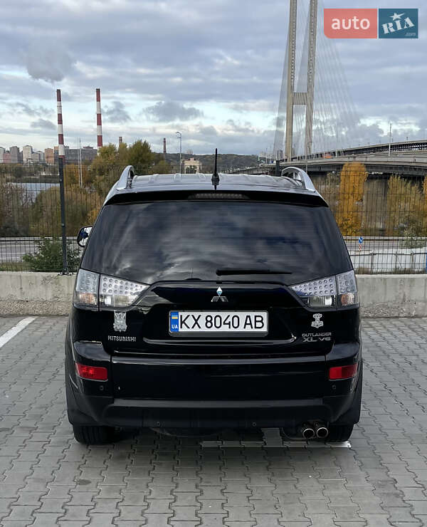 Внедорожник / Кроссовер Mitsubishi Outlander 2007 в Киеве фото 2 Внедорожник / Кроссовер Mitsubishi Outlander 2007 в Киеве