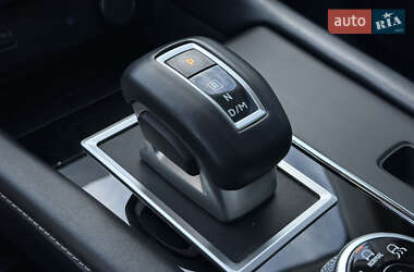 Позашляховик / Кросовер Mitsubishi Outlander 2022 в  фото 65 Позашляховик / Кросовер Mitsubishi Outlander 2022 в