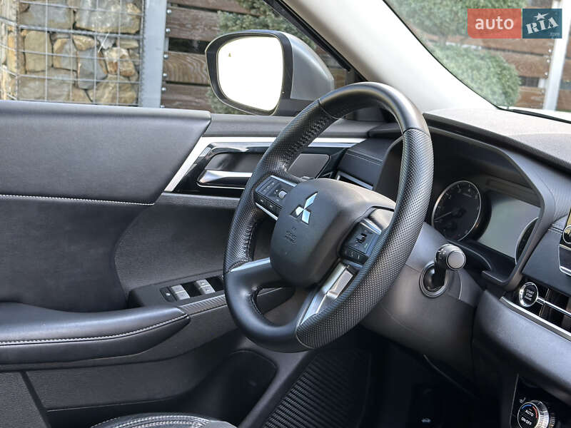 Позашляховик / Кросовер Mitsubishi Outlander 2022 в Стрию фото 91 Позашляховик / Кросовер Mitsubishi Outlander 2022 в Стрию