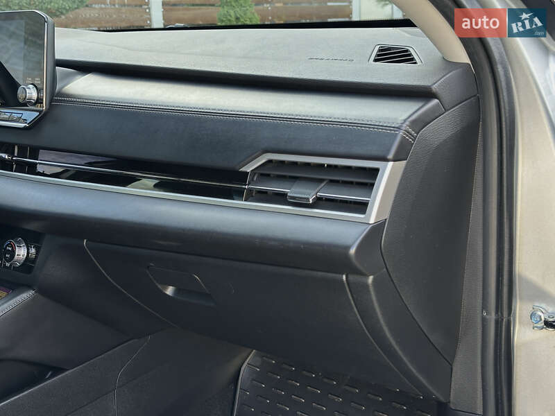 Позашляховик / Кросовер Mitsubishi Outlander 2022 в Стрию фото 96 Позашляховик / Кросовер Mitsubishi Outlander 2022 в Стрию