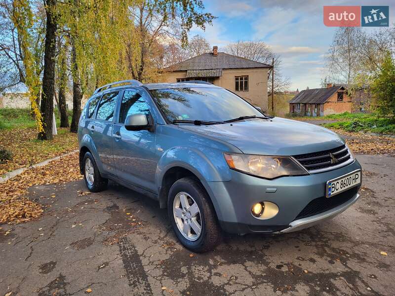 Позашляховик / Кросовер Mitsubishi Outlander 2008 в Теофіполі фото 8 Позашляховик / Кросовер Mitsubishi Outlander 2008 в Теофіполі