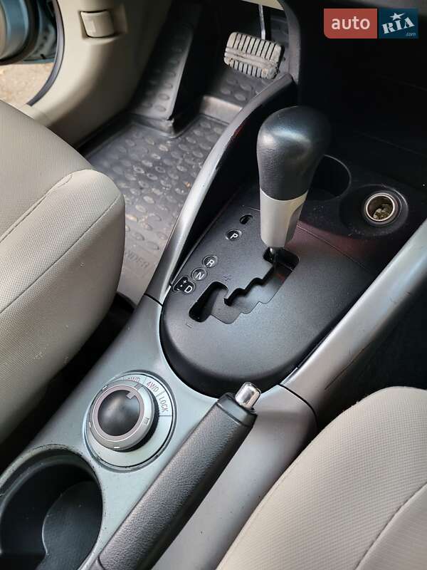 Позашляховик / Кросовер Mitsubishi Outlander 2008 в Теофіполі фото 25 Позашляховик / Кросовер Mitsubishi Outlander 2008 в Теофіполі