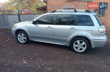 Позашляховик / Кросовер Mitsubishi Outlander 2007 в  фото 7 Позашляховик / Кросовер Mitsubishi Outlander 2007 в
