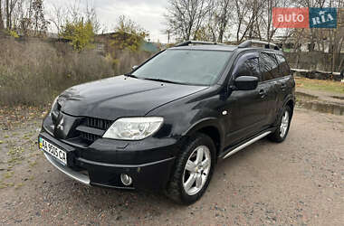 Позашляховик / Кросовер Mitsubishi Outlander 2006 в 