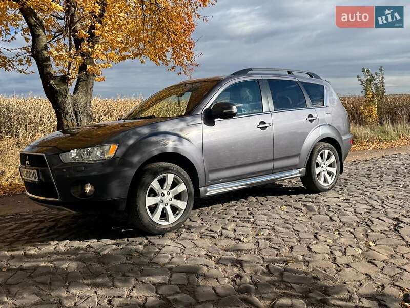 Внедорожник / Кроссовер Mitsubishi Outlander 2011 в Владимире фото 31 Внедорожник / Кроссовер Mitsubishi Outlander 2011 в Владимире