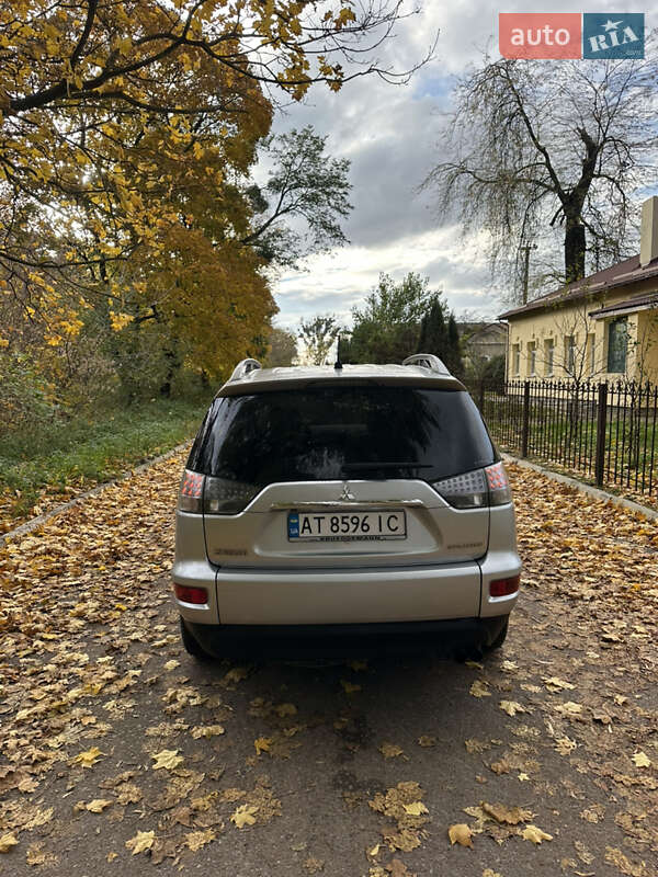 Внедорожник / Кроссовер Mitsubishi Outlander 2009 в Радивилове