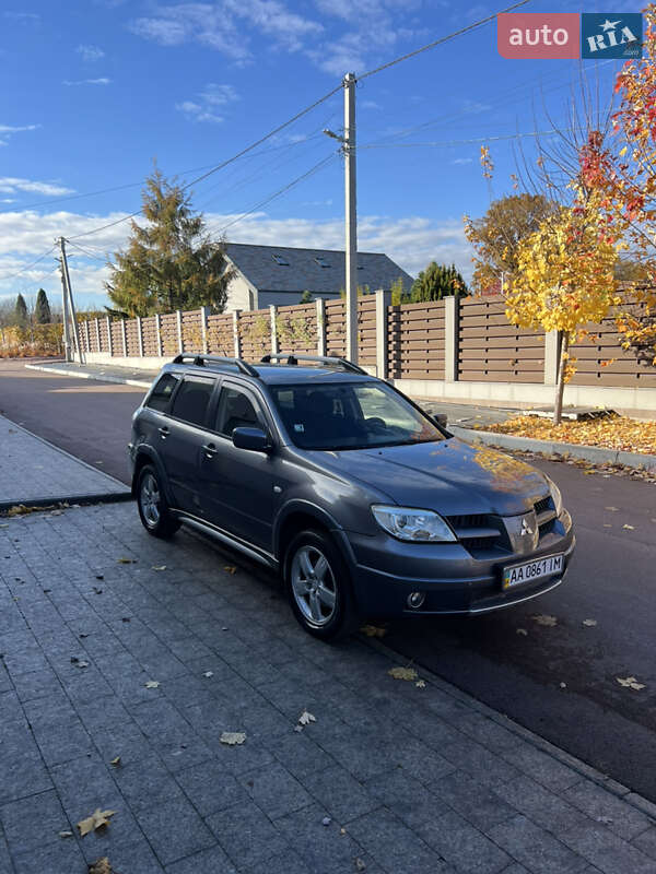 Внедорожник / Кроссовер Mitsubishi Outlander 2007 в Киеве фото 8 Внедорожник / Кроссовер Mitsubishi Outlander 2007 в Киеве