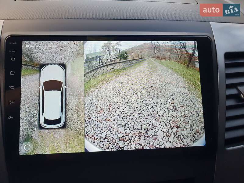 Внедорожник / Кроссовер Mitsubishi Outlander 2007 в Косове