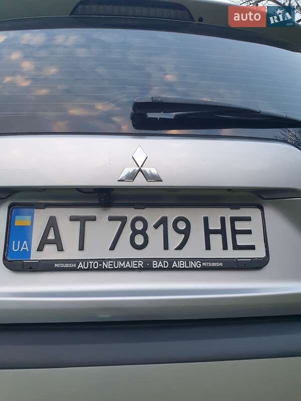 Внедорожник / Кроссовер Mitsubishi Outlander 2007 в Косове